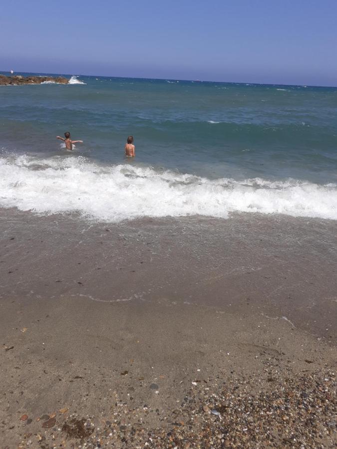Au Soleil De La Grande Bleue Villa Sainte-Marie-la-Mer Dış mekan fotoğraf